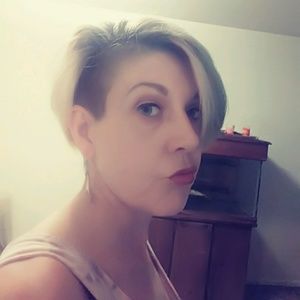 Meet your Posher, Rhiannon